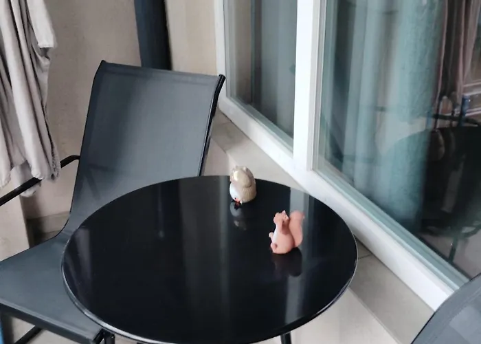 With Free Parking - Center Διαμέρισμα