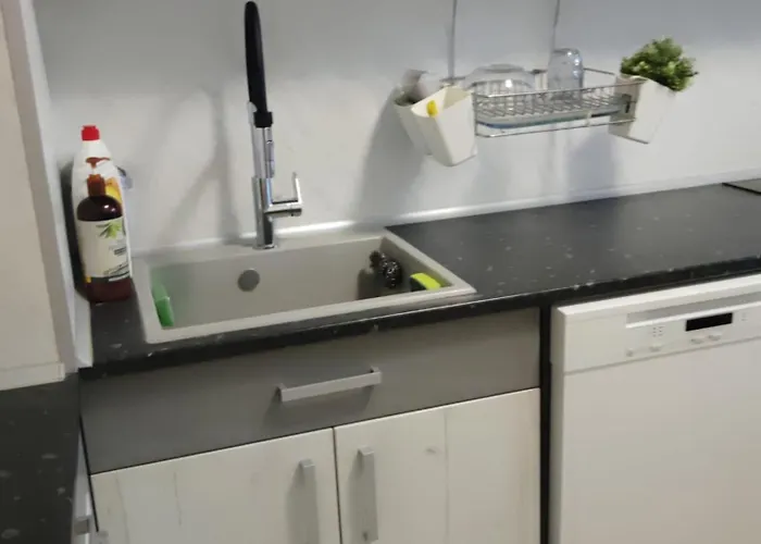 With Free Parking - Center Διαμέρισμα