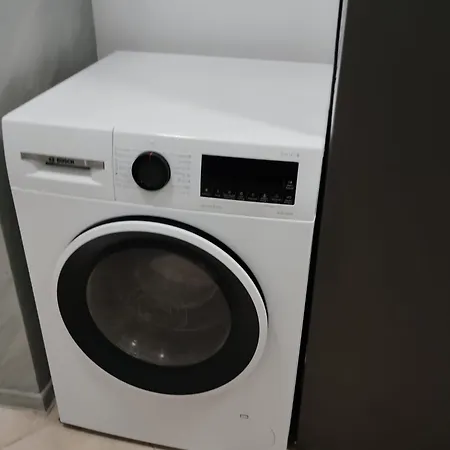 Apartman With Free Parking - Center